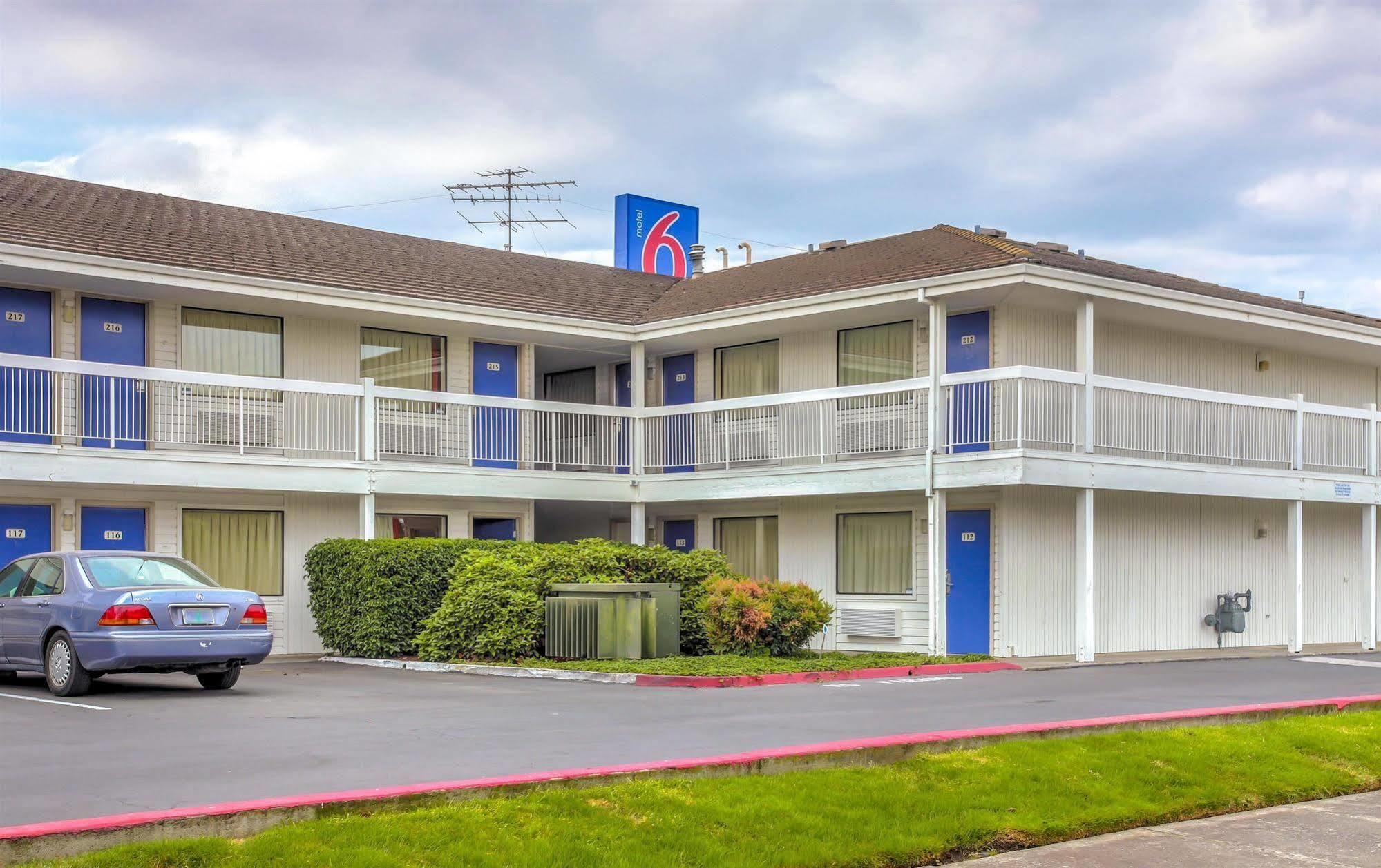 Motel 6-Medford, Or - North Экстерьер фото