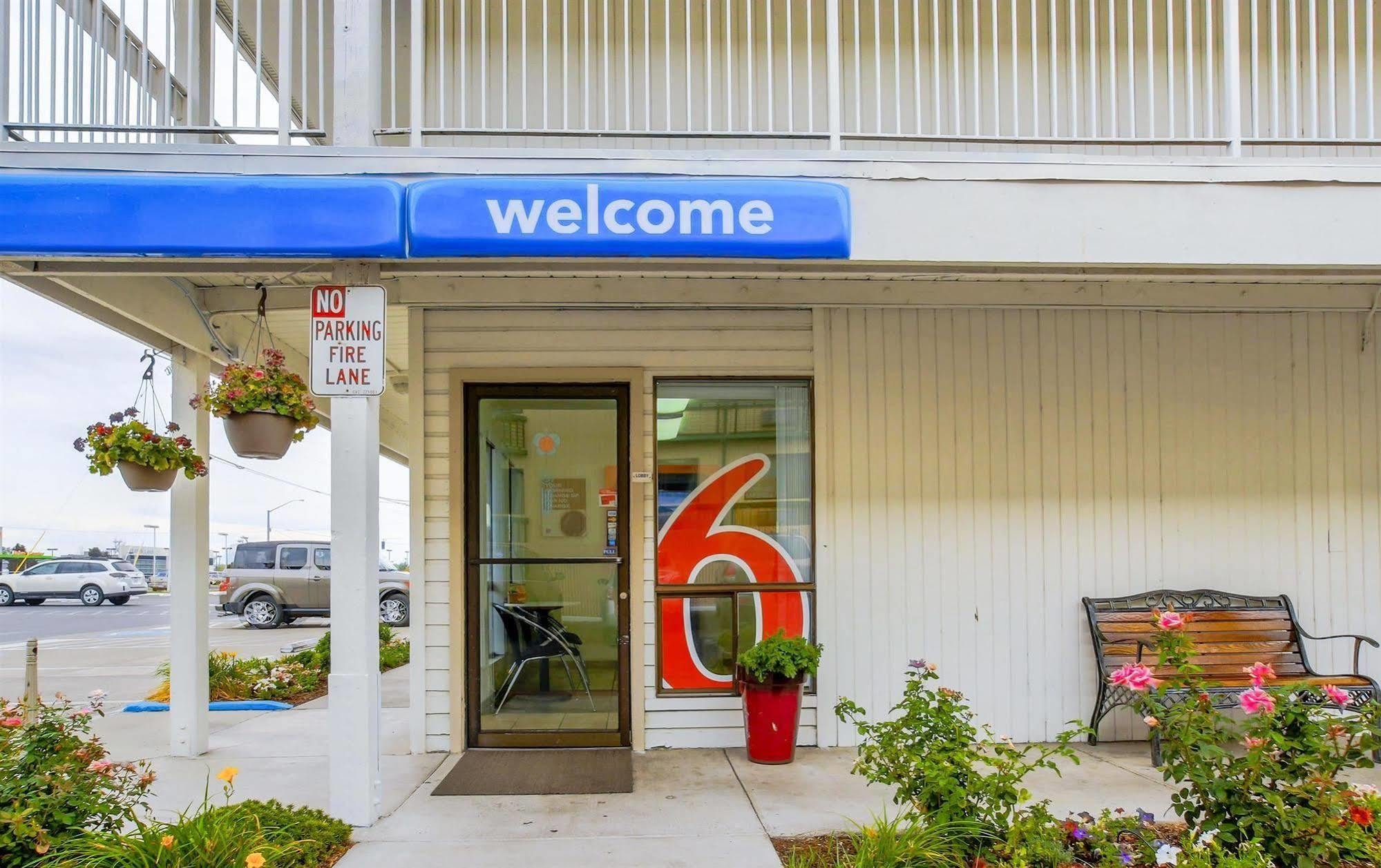 Motel 6-Medford, Or - North Экстерьер фото